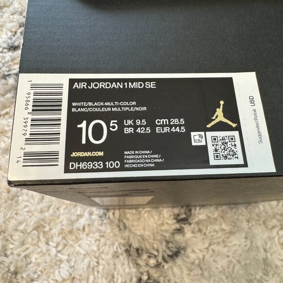 Air Jordan 1 Mid SE Diamond Shorts 10.5 Mens - Picture 6 of 6